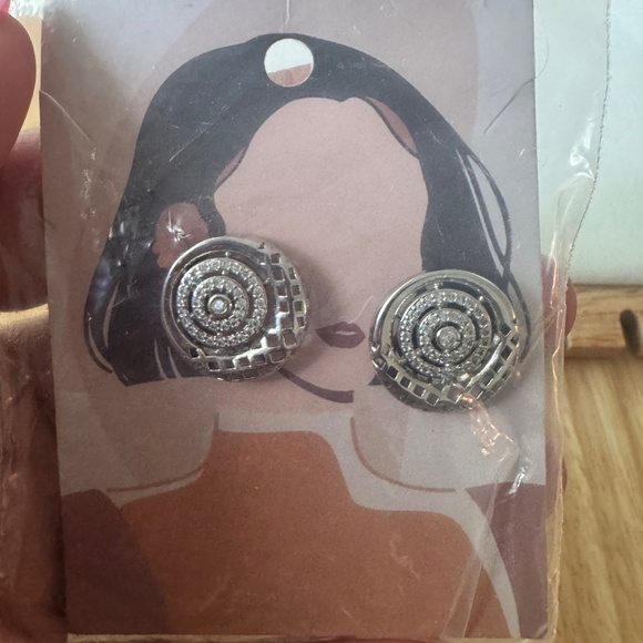 DENKAYS MACY EARRINGS - Picture 3 of 4